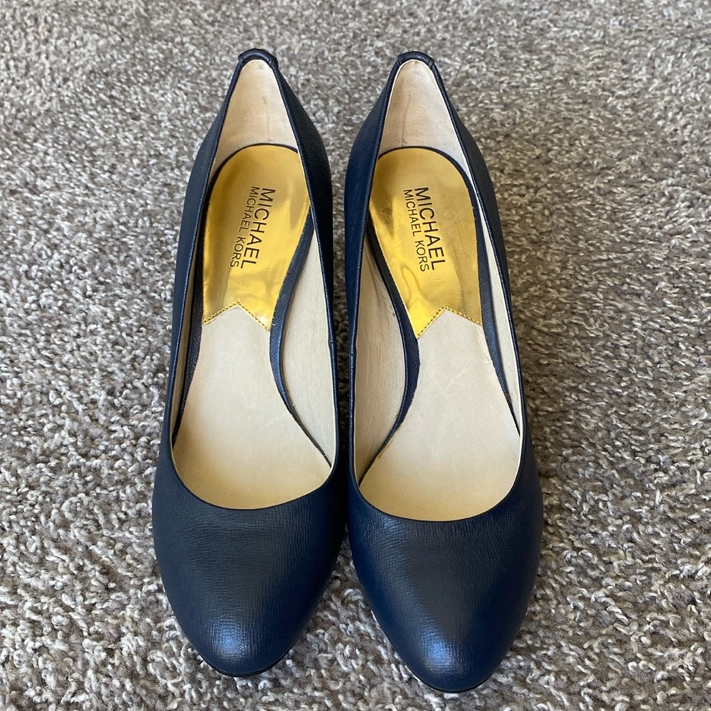 Navy Blue Michael Kors heels. Size 8.5